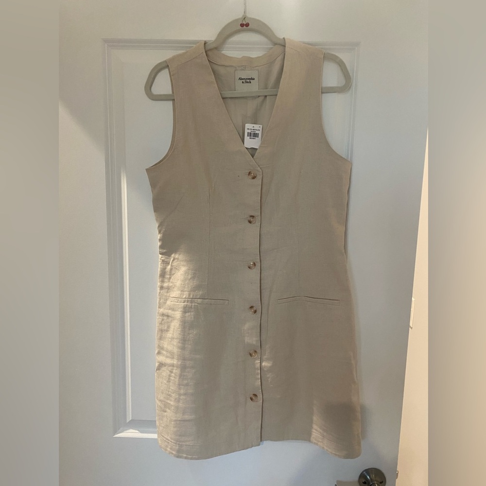 Abercrombie & Fitch Cream V-Neck Dress NWT